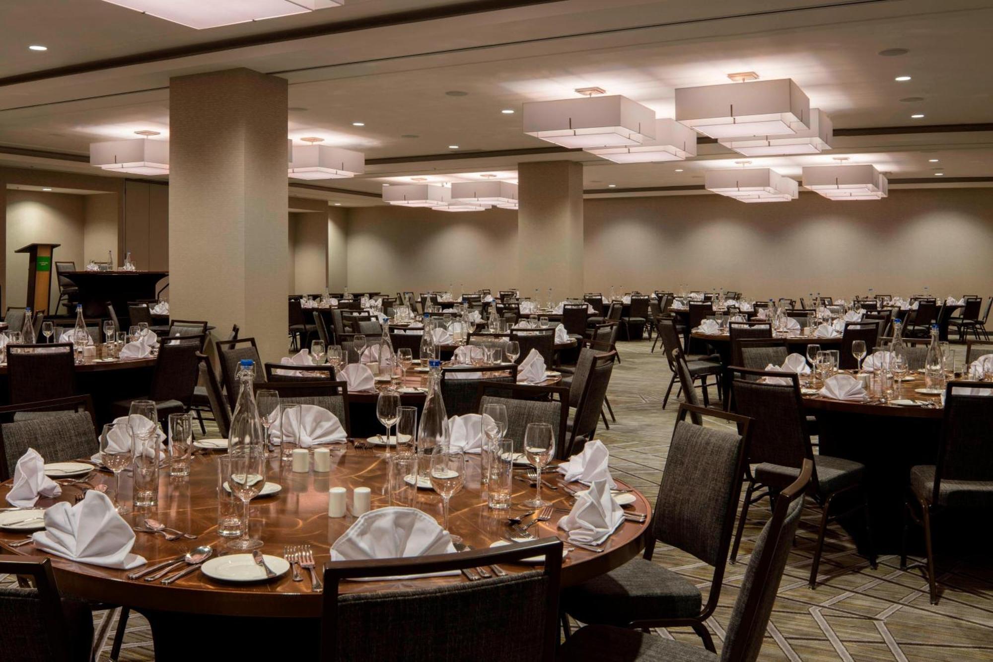 Courtyard By Marriott Принс Джордж Екстериор снимка