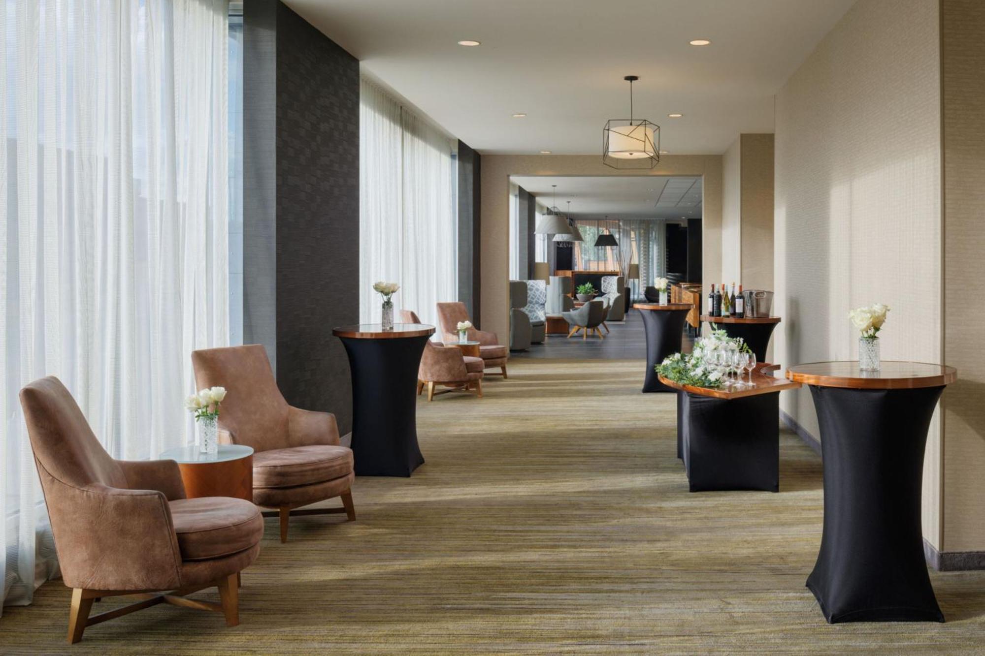Courtyard By Marriott Принс Джордж Екстериор снимка