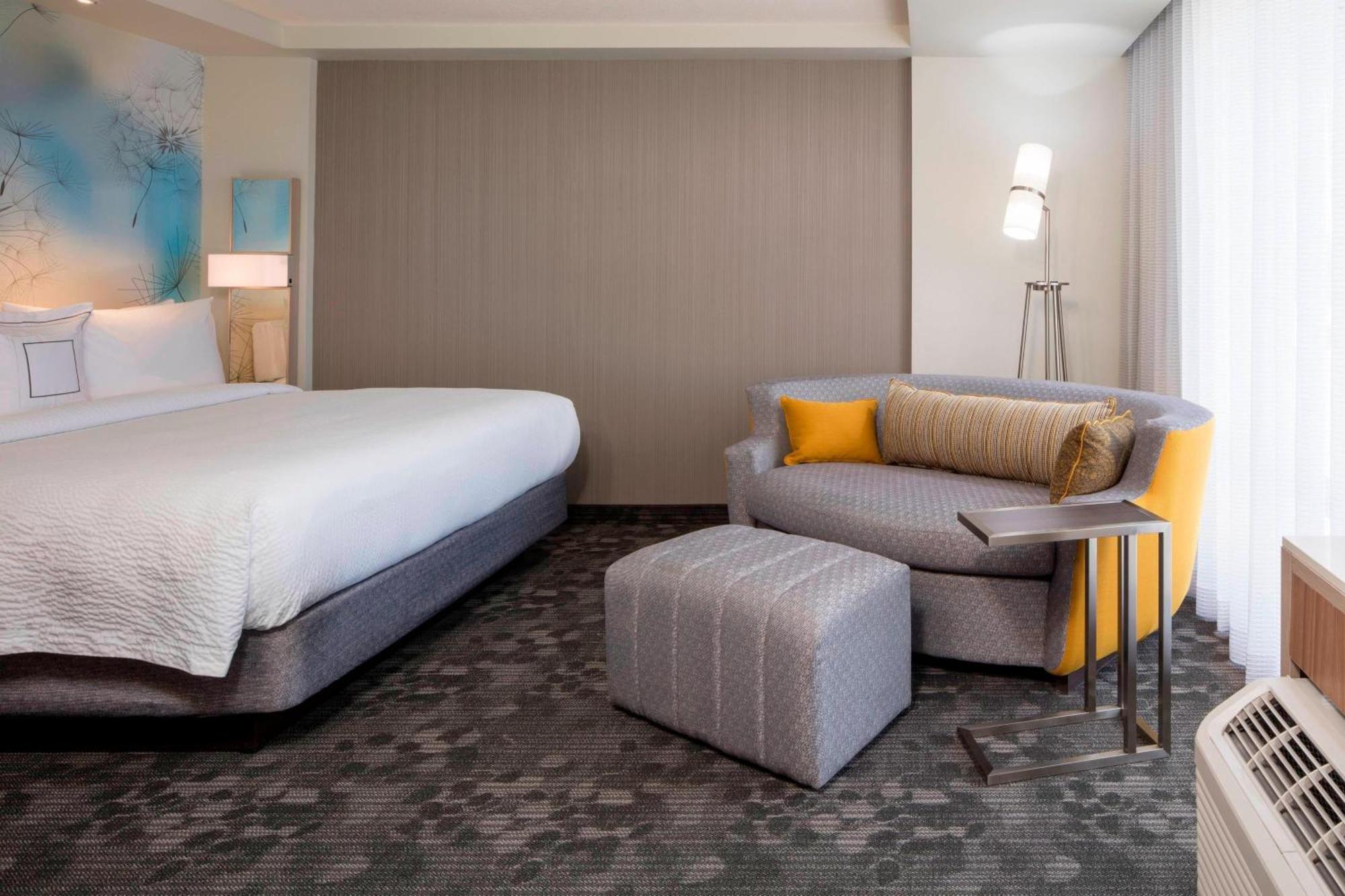 Courtyard By Marriott Принс Джордж Екстериор снимка