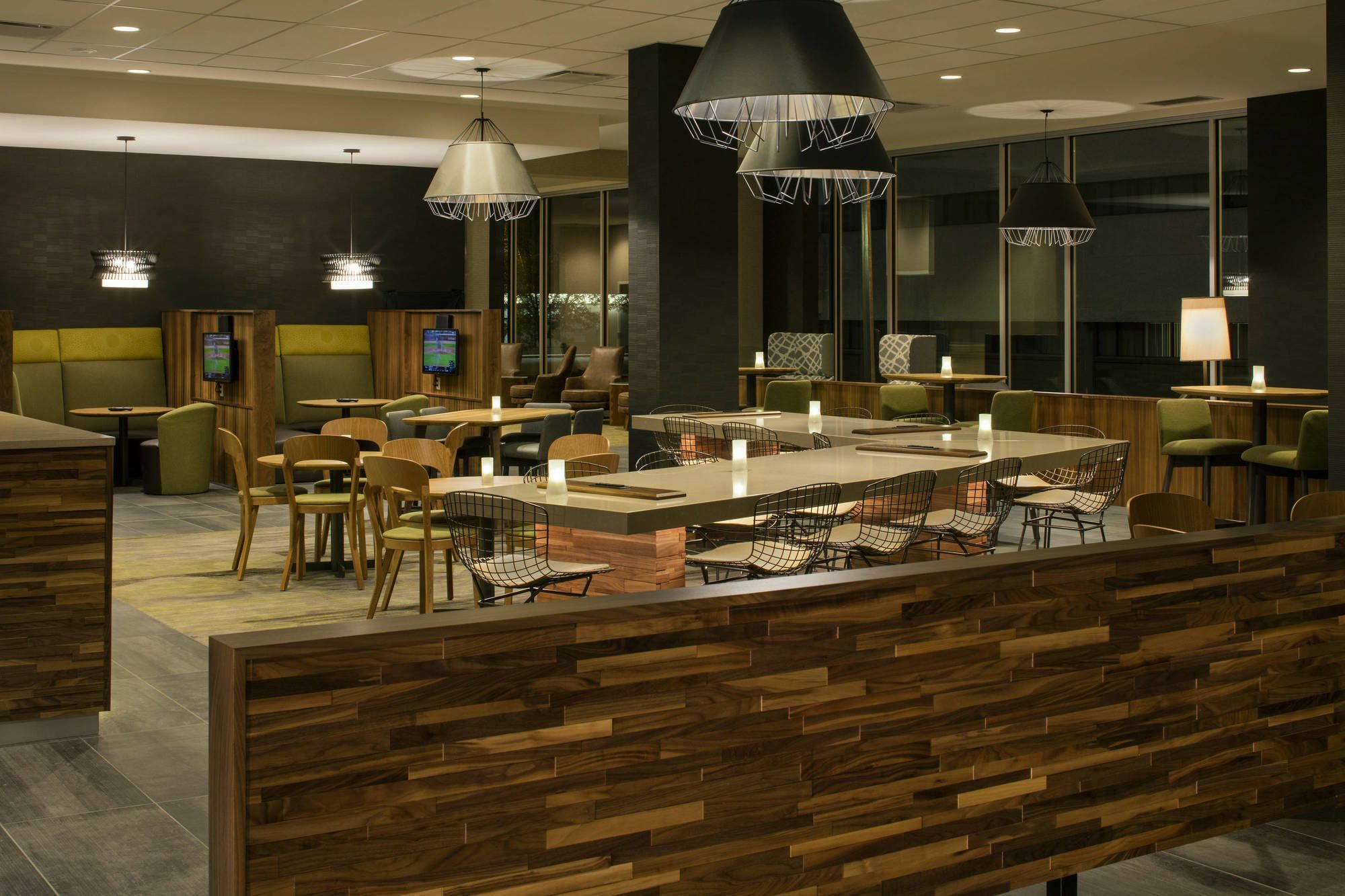 Courtyard By Marriott Принс Джордж Екстериор снимка